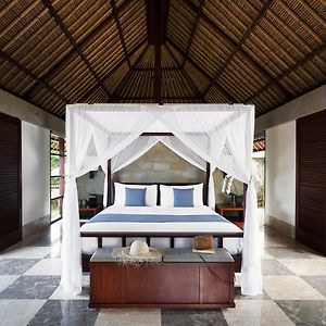 Courtyard suite